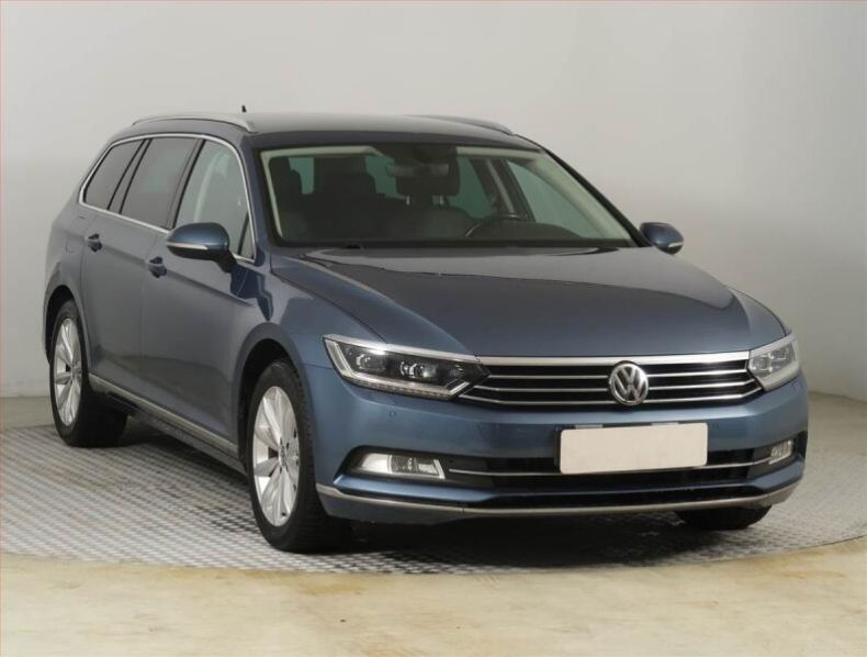 Volkswagen Passat - hlavní fotka inzerátu