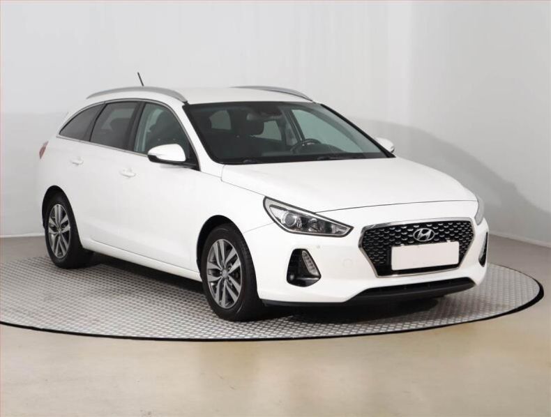 Hyundai i30 - hlavní foto