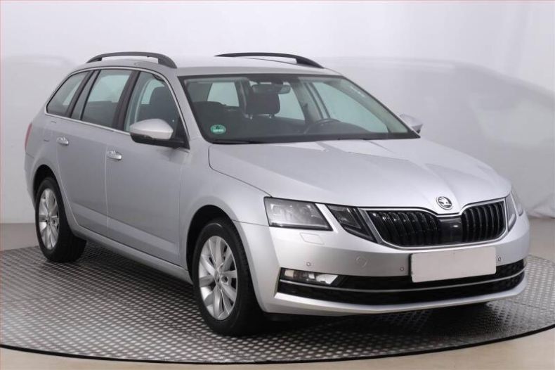 Škoda Octavia - hlavní foto