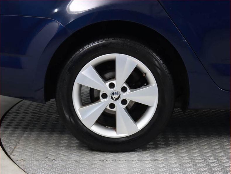 Škoda Octavia - hlavní fotka