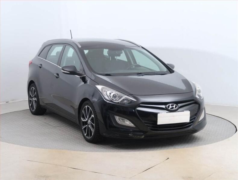 Hyundai i30 - hlavní fotka inzerátu