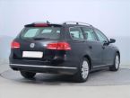 Volkswagen Passat - fotka číslo 4