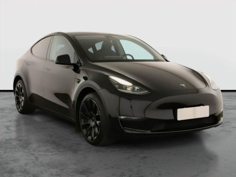 Tesla Model Y - hlavní foto