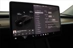 Tesla Model Y - fotka číslo 17