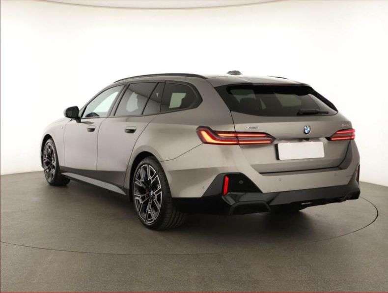 BMW Řada 5 - hlavní fotka