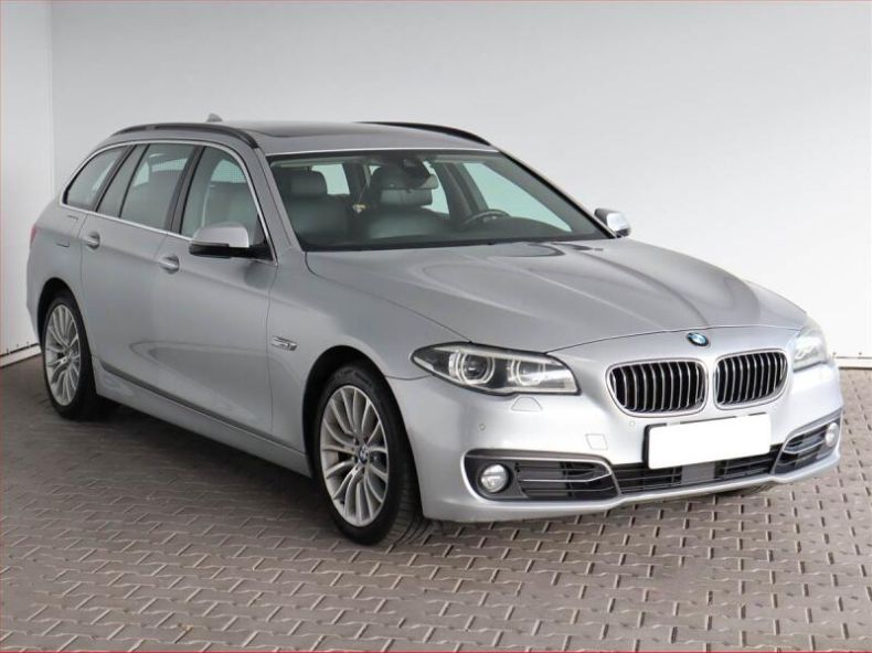BMW Řada 5 - hlavní fotka