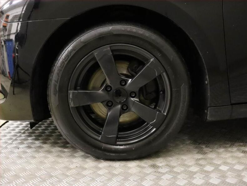 Hyundai i40 - hlavní fotka