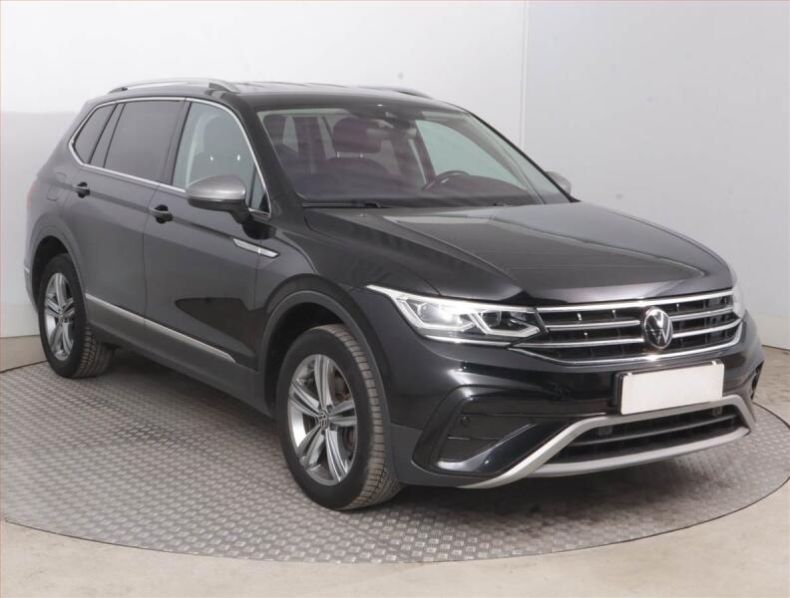 Volkswagen Tiguan - hlavní foto