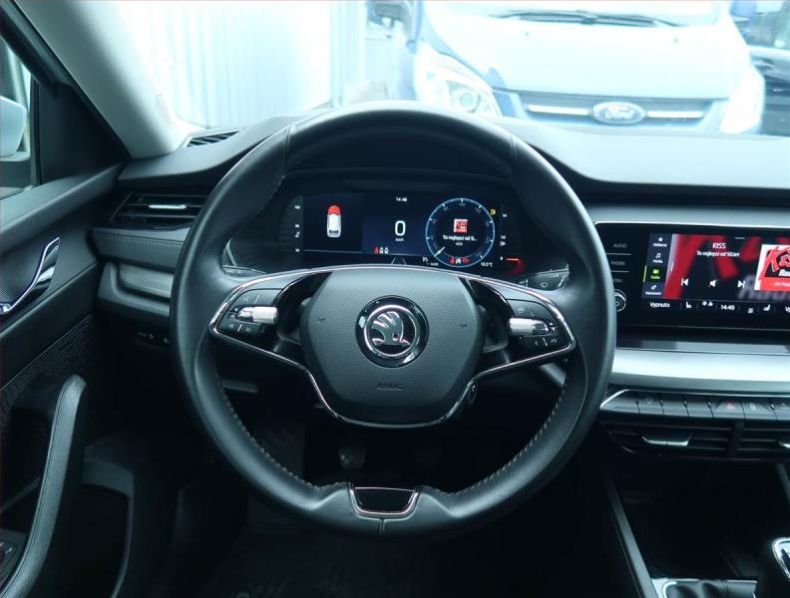 Škoda Octavia - hlavní fotka