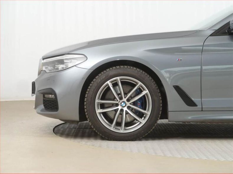 BMW Řada 5 - hlavní fotka