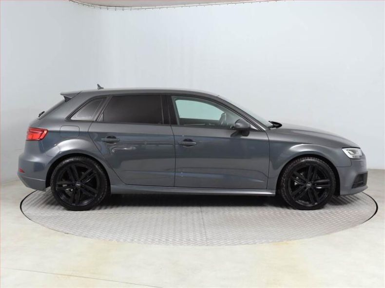 Audi A3 - hlavní fotka