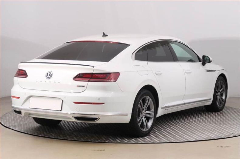 Volkswagen Arteon - hlavní fotka