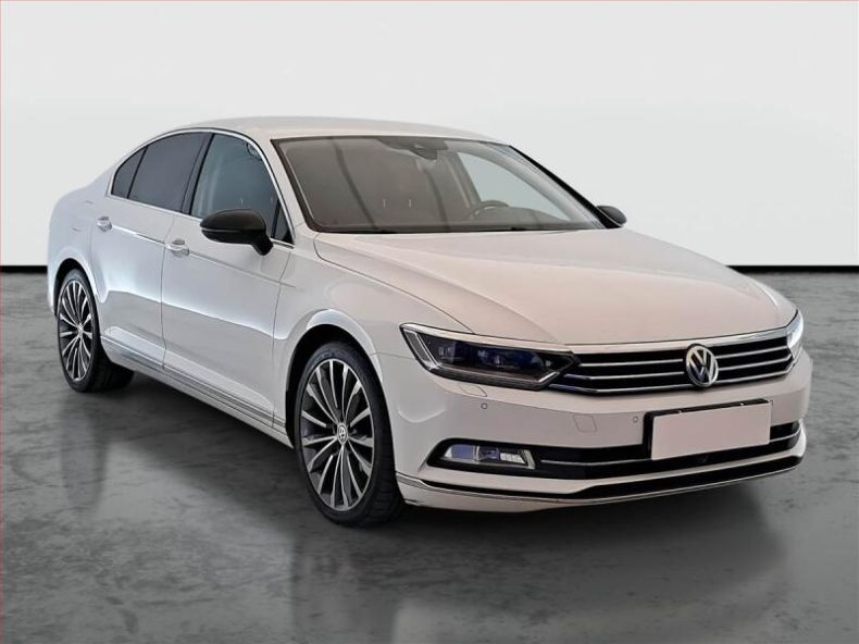 Volkswagen Passat - hlavní foto