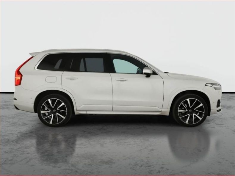 Volvo XC90 - hlavní fotka