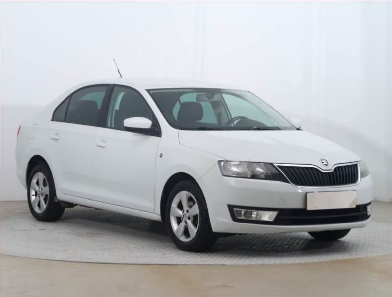Škoda Rapid - hlavní foto