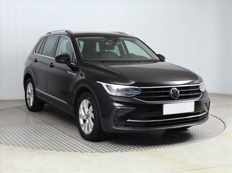 Volkswagen Tiguan - hlavní foto
