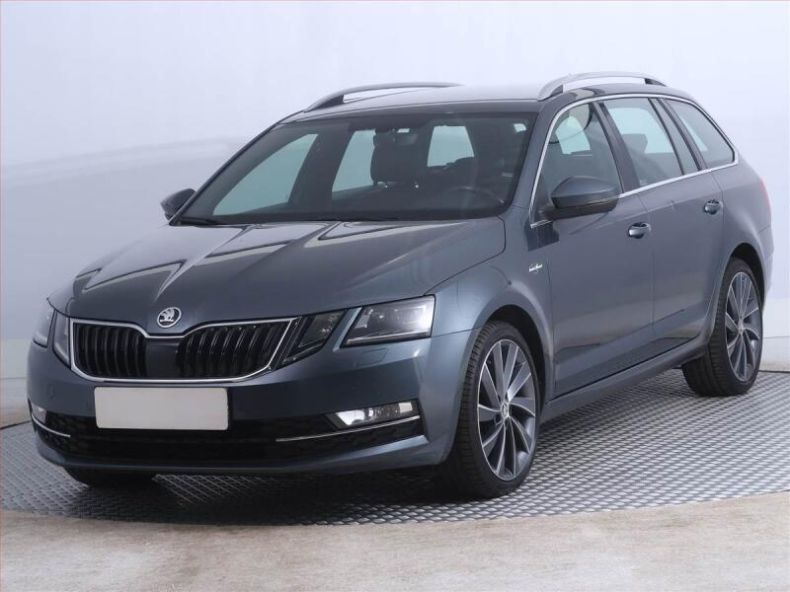 Škoda Octavia - hlavní fotka