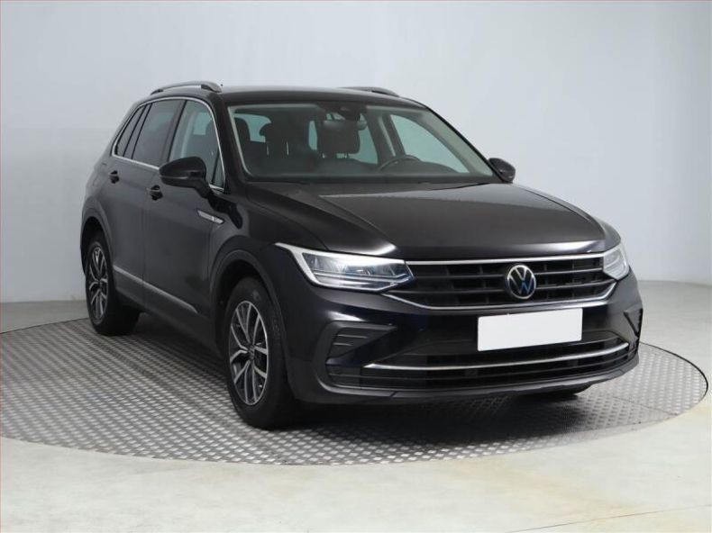 Volkswagen Tiguan - hlavní foto