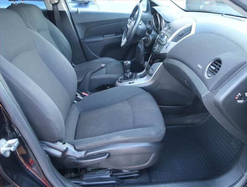 Chevrolet Cruze - hlavní fotka