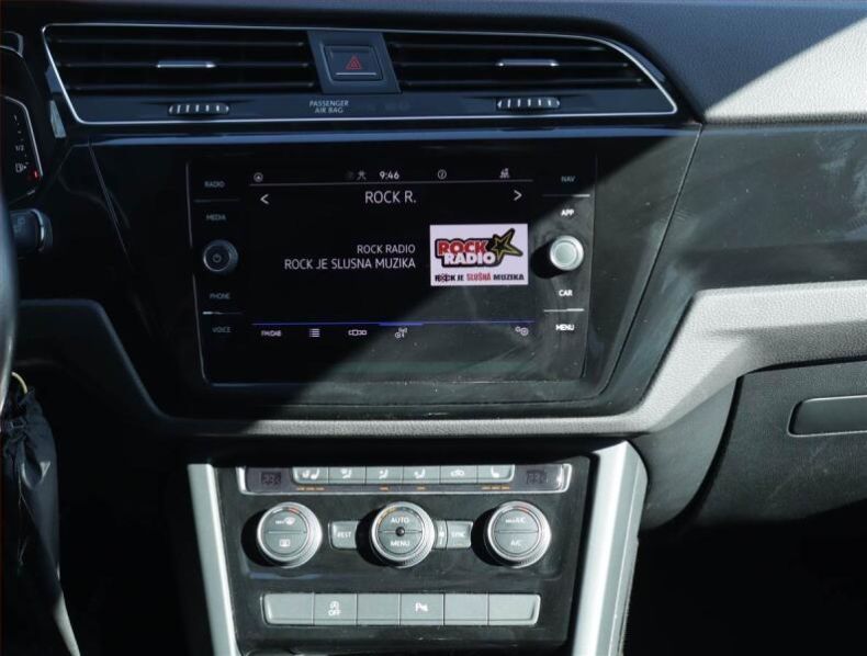 Volkswagen Touran - hlavní fotka