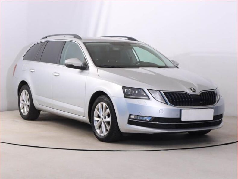 Škoda Octavia - hlavní foto
