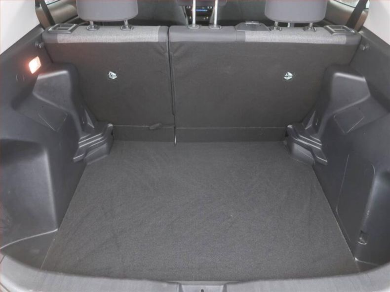 Toyota Yaris Cross - hlavní fotka