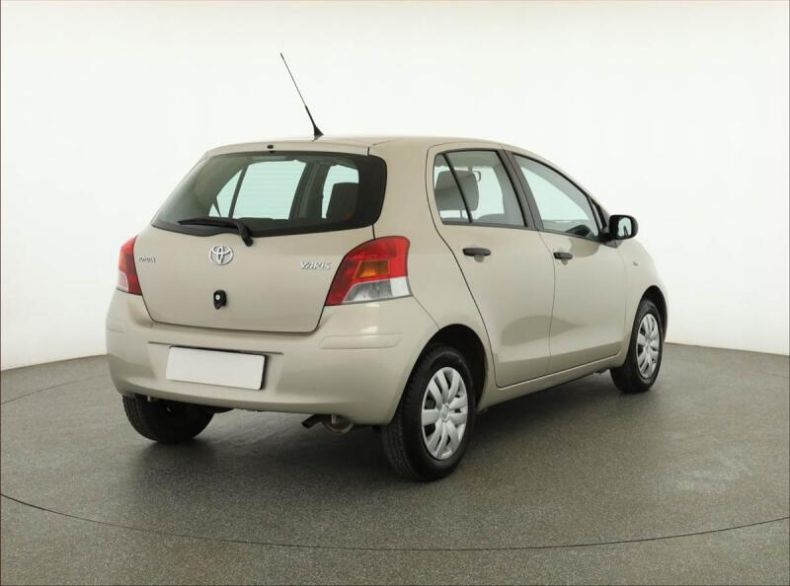 Toyota Yaris - hlavní fotka