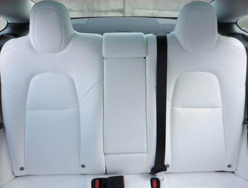 Tesla Model 3 - hlavní fotka