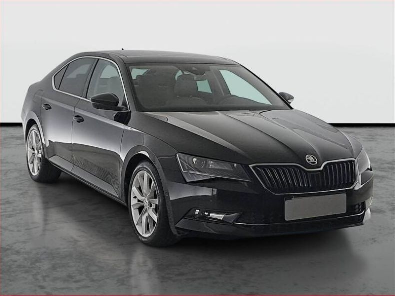 Škoda Superb - hlavní foto
