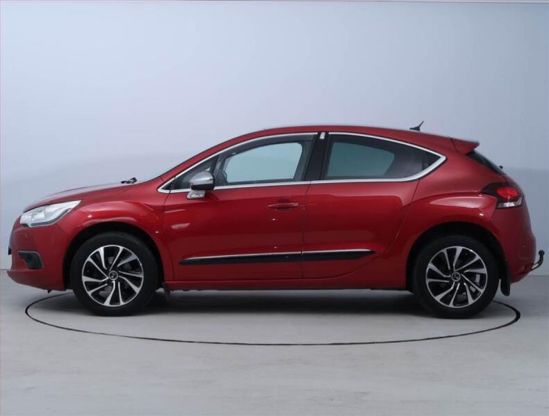 Citroën DS4 - hlavní fotka