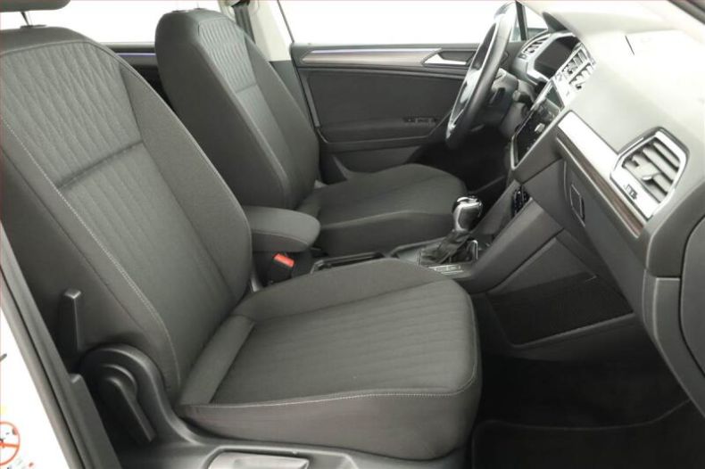 Volkswagen Tiguan - hlavní fotka