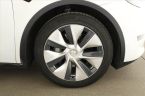 Tesla Model Y - fotka číslo 11
