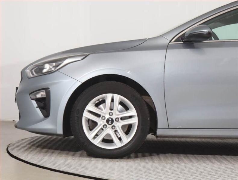 Kia Cee'd - hlavní fotka