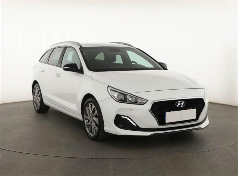 Hyundai i30 - hlavní foto