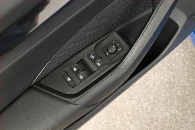 Škoda Octavia - hlavní fotka