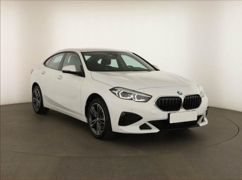 BMW Řada 2 - hlavní foto