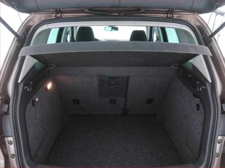 Volkswagen Tiguan - hlavní fotka