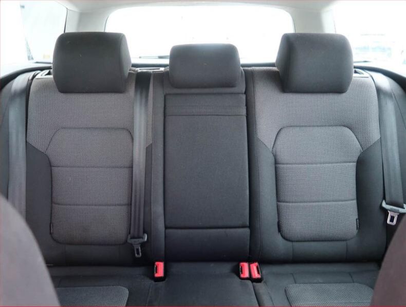 Volkswagen Passat - hlavní fotka