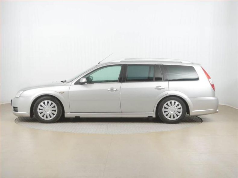 Ford Mondeo - hlavní fotka