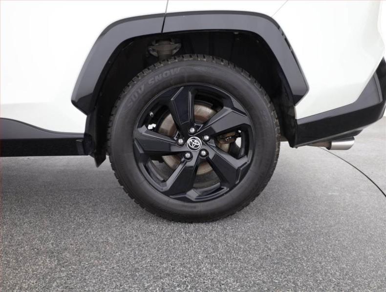 Toyota RAV 4 - hlavní fotka