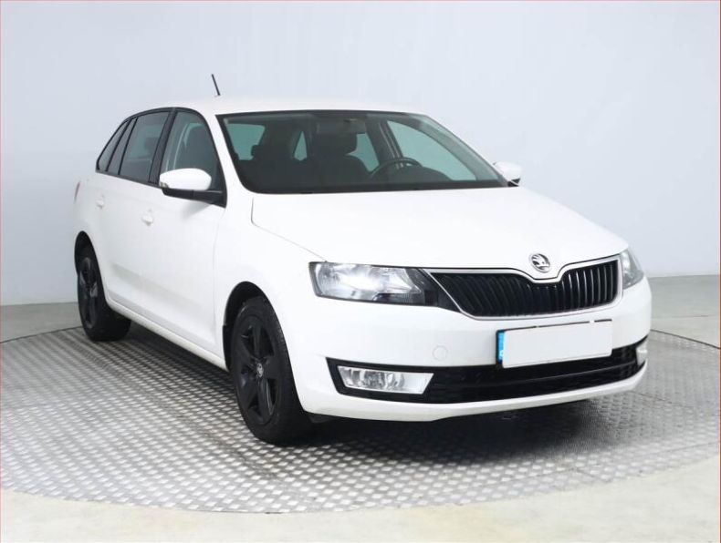 Škoda Rapid - hlavní foto