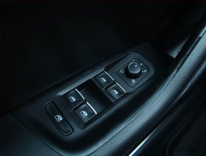 Volkswagen Passat - hlavní fotka