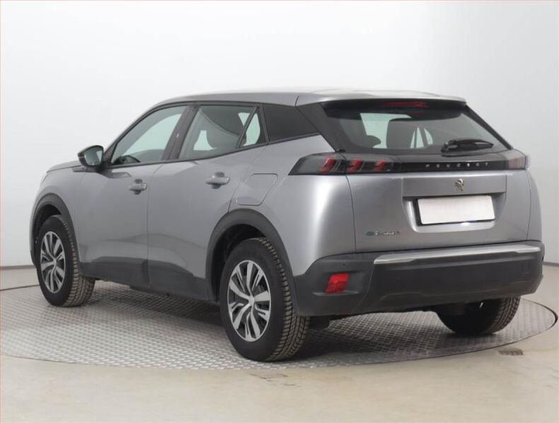 Peugeot 2008 - hlavní fotka