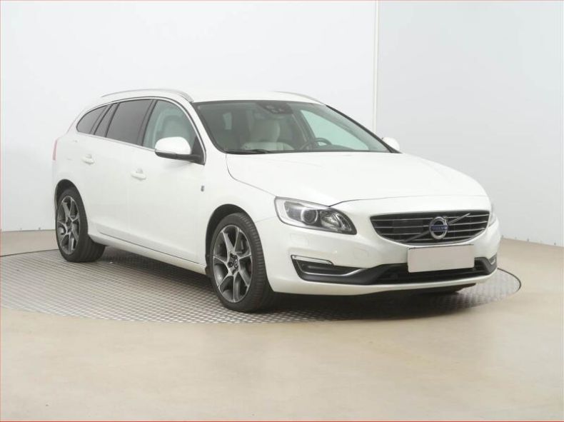 Volvo V60 - hlavní foto