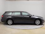 Volkswagen Passat - fotka číslo 5