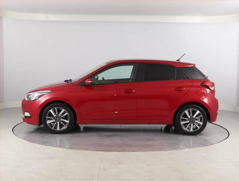 Hyundai i20 - hlavní fotka