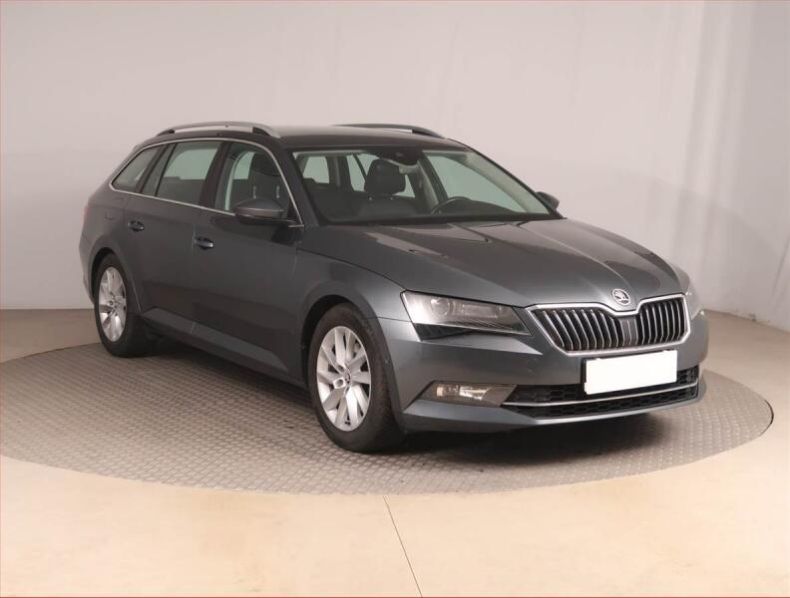 Škoda Superb - hlavní fotka inzerátu
