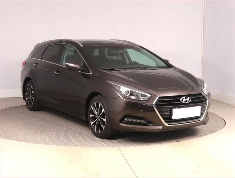 Hyundai i40 - hlavní foto
