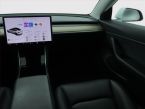 Tesla Model 3 - fotka číslo 7