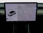 Tesla Model 3 - fotka číslo 16